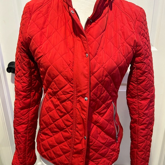 Quilted Red Women's Jacket NY & C - Picture 1 of 5